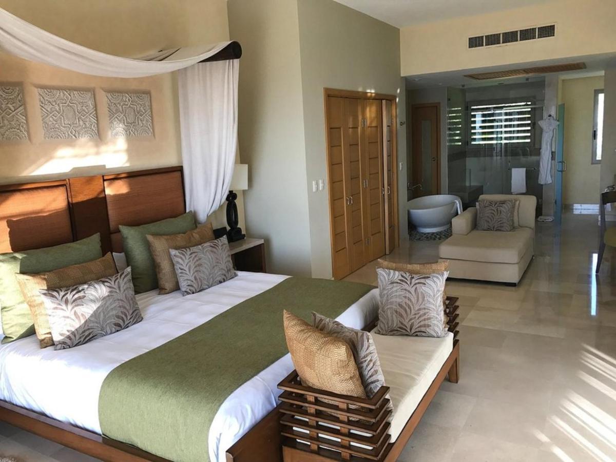 Suites At Garza Blanca Preserve Resort & Spa Пуерто Валярта Екстериор снимка