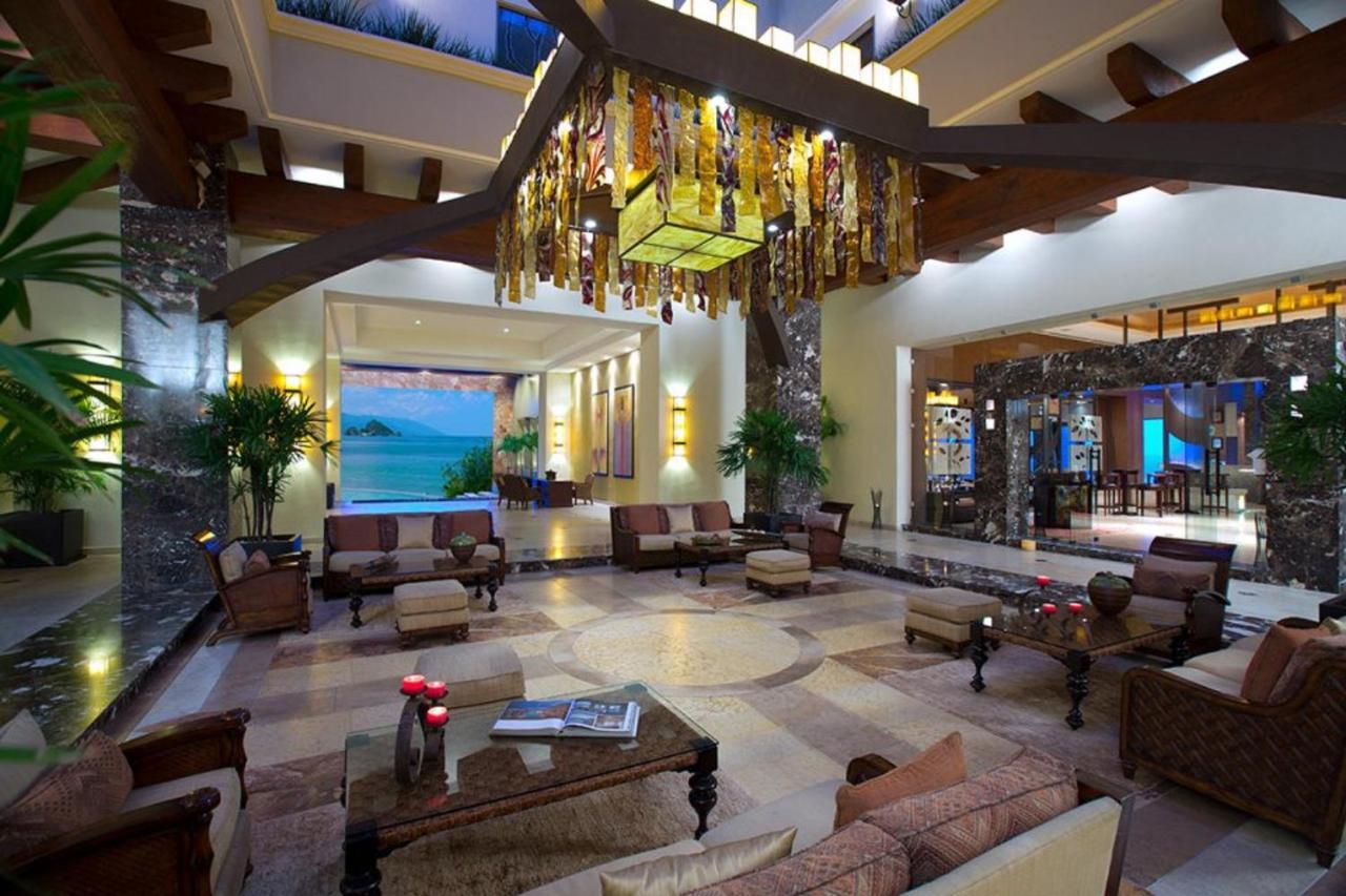 Suites At Garza Blanca Preserve Resort & Spa Пуерто Валярта Екстериор снимка